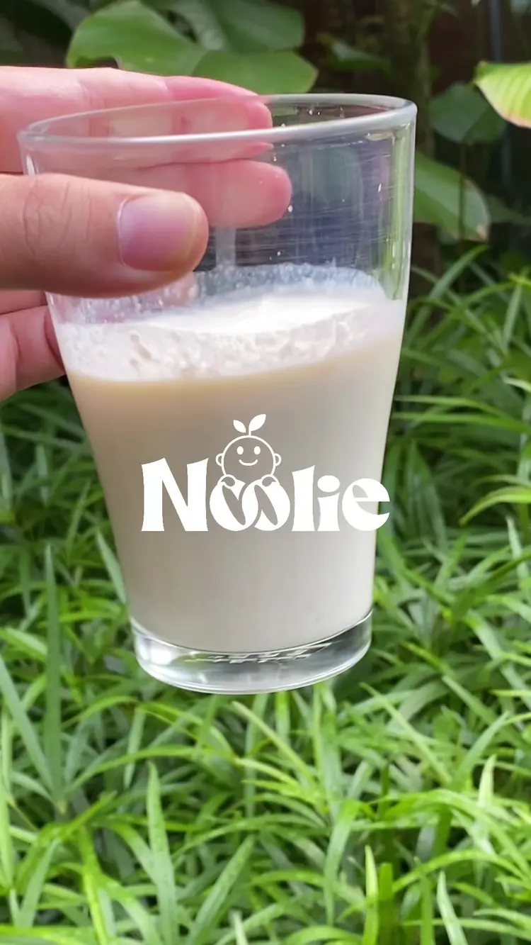 Noolie banana milk